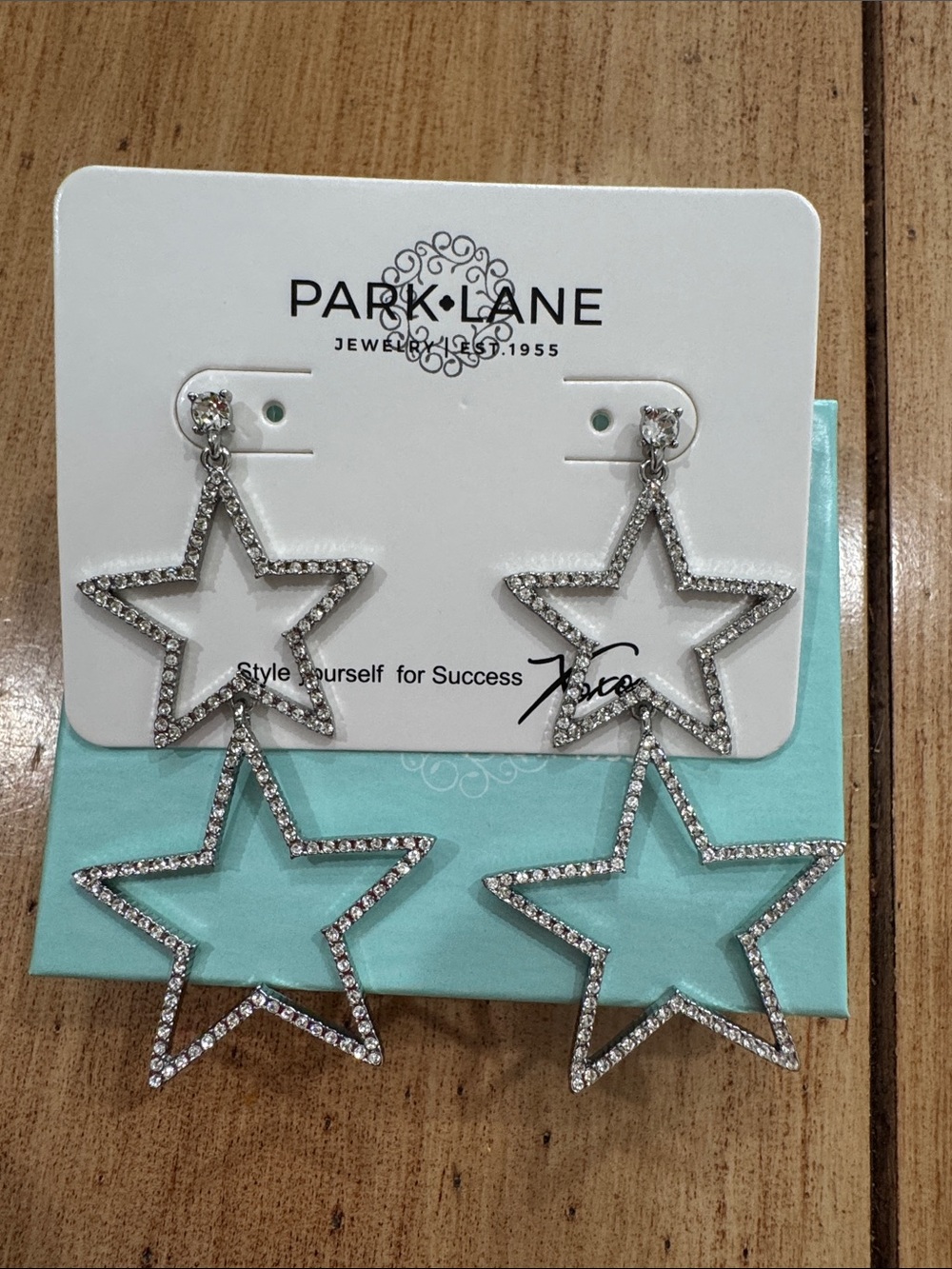 Park Lane Turquoise Gift Box with White Logo - Picture 2 of 3